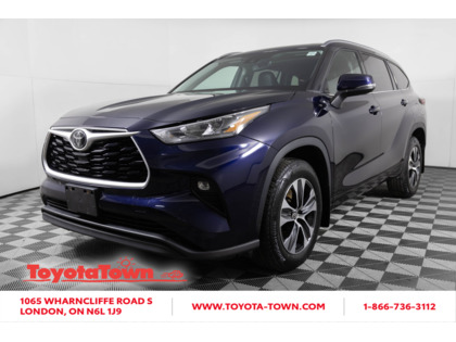 used 2020 Toyota Highlander car, priced at $33,998