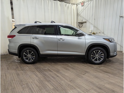 used 2019 Toyota Highlander car, priced at $36,859