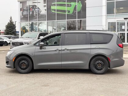 used 2020 Chrysler Pacifica car, priced at $28,395