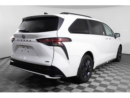 used 2025 Toyota Sienna car, priced at $74,998