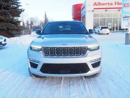 used 2022 Jeep Grand Cherokee car, priced at $53,900