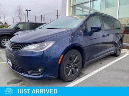 used 2019 Chrysler Pacifica Hybrid car, priced at $30,998