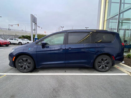 used 2019 Chrysler Pacifica Hybrid car, priced at $30,998