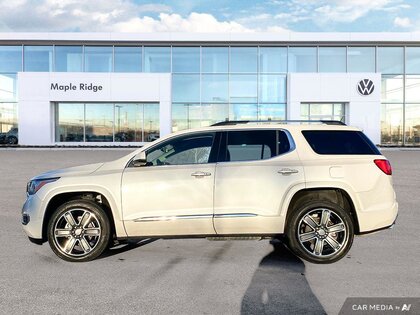 used 2017 GMC Acadia car, priced at $29,998