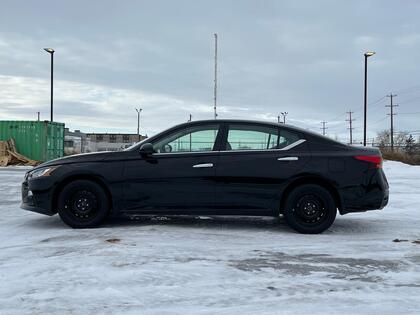 used 2022 Nissan Altima car, priced at $28,995