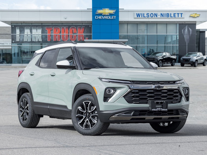 used 2024 Chevrolet TrailBlazer car, priced at $34,993