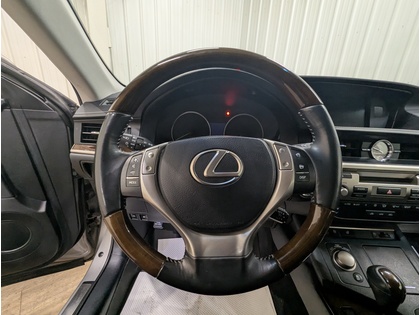 used 2015 Lexus ES 350 car, priced at $24,358