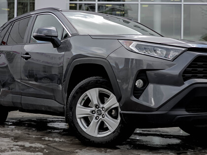 used 2020 Toyota RAV4 car, priced at $28,595