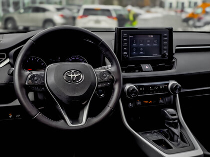 used 2020 Toyota RAV4 car, priced at $28,595