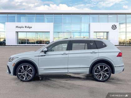 used 2024 Volkswagen Tiguan car, priced at $43,001