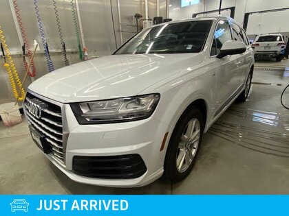 used 2017 Audi Q7 car, priced at $30,799