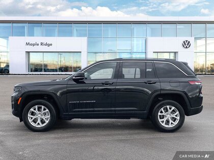 used 2023 Jeep Grand Cherokee car, priced at $49,126