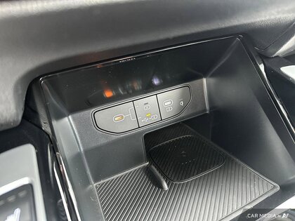 used 2025 Kia Sorento car