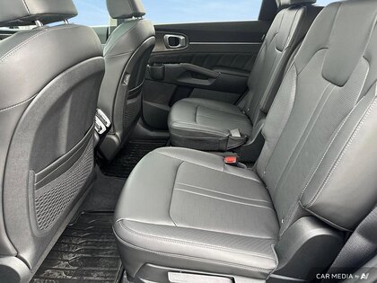 used 2025 Kia Sorento car