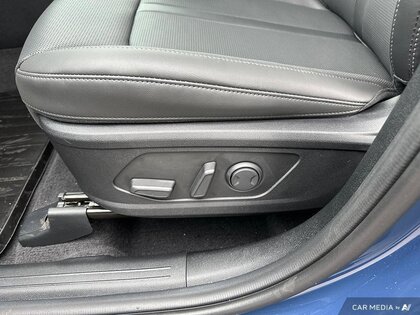 used 2025 Kia Sorento car