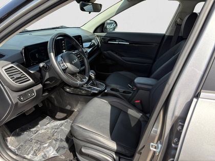 used 2025 Kia Seltos car, priced at $31,995