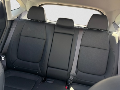 used 2025 Kia Seltos car, priced at $31,995