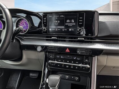 used 2024 Kia Carnival car, priced at $43,261
