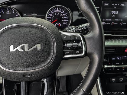used 2024 Kia Carnival car, priced at $43,261