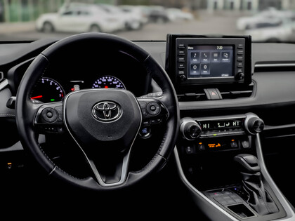 used 2021 Toyota RAV4 car, priced at $29,995