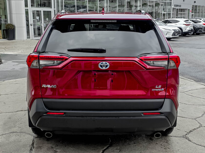 used 2020 Toyota RAV4 Hybrid car, priced at $27,995