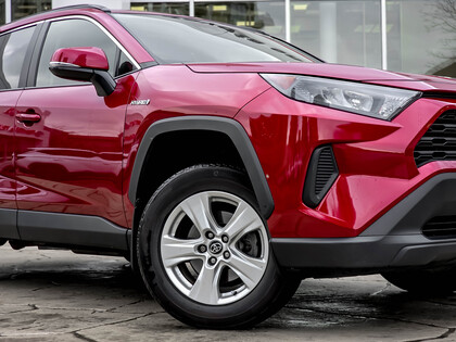 used 2020 Toyota RAV4 Hybrid car, priced at $27,995