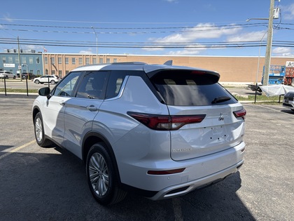 used 2024 Mitsubishi Outlander car, priced at $38,950