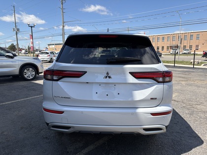 used 2024 Mitsubishi Outlander car, priced at $38,950