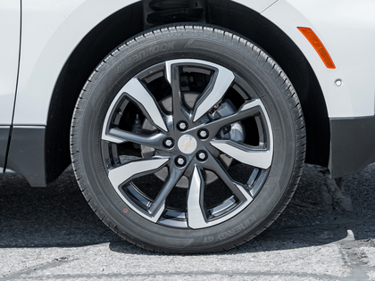 used 2023 Chevrolet Equinox car, priced at $33,513