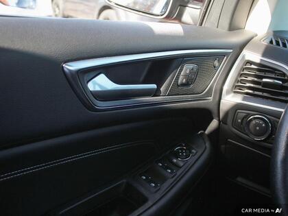 used 2021 Ford Edge car, priced at $28,900