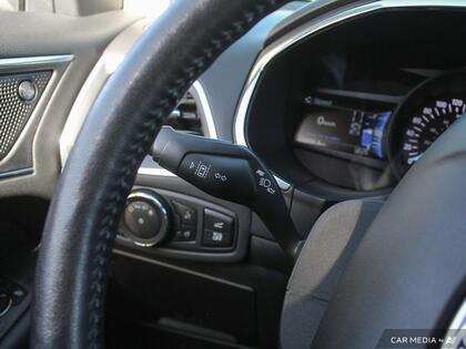 used 2021 Ford Edge car, priced at $28,900