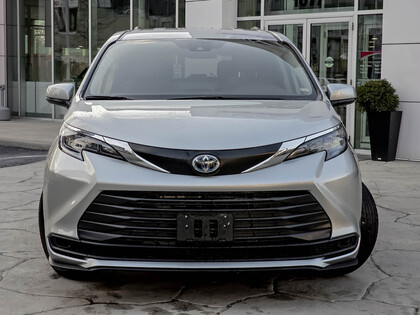 used 2024 Toyota Sienna car, priced at $54,995