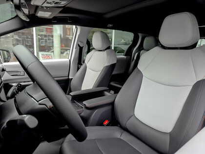 used 2024 Toyota Sienna car, priced at $62,995