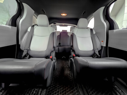 used 2024 Toyota Sienna car, priced at $62,995