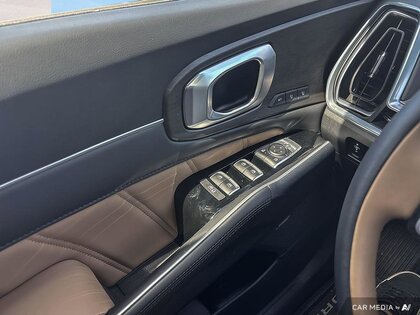 used 2025 Kia Sorento car