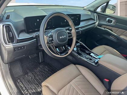 used 2025 Kia Sorento car