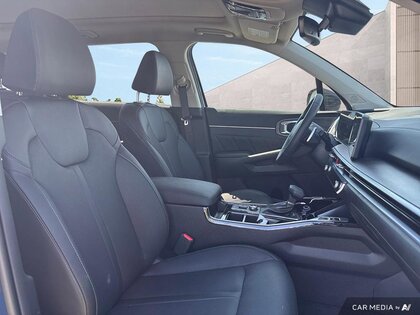 used 2025 Kia Sorento car, priced at $50,395