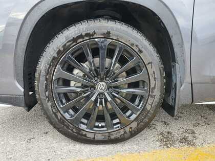 used 2023 Toyota Highlander car, priced at $48,995