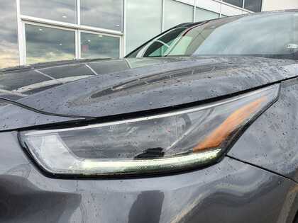used 2023 Toyota Highlander car, priced at $48,995