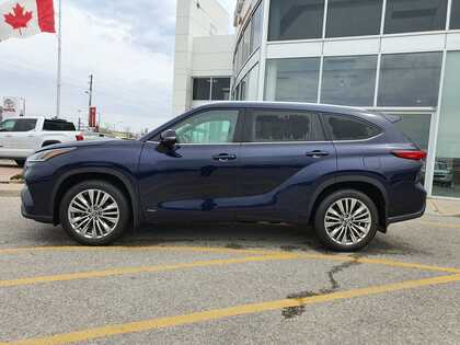 used 2023 Toyota Highlander car, priced at $60,995
