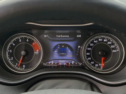 used 2019 Jeep Cherokee car