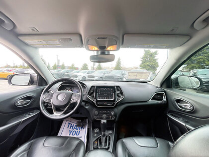 used 2019 Jeep Cherokee car
