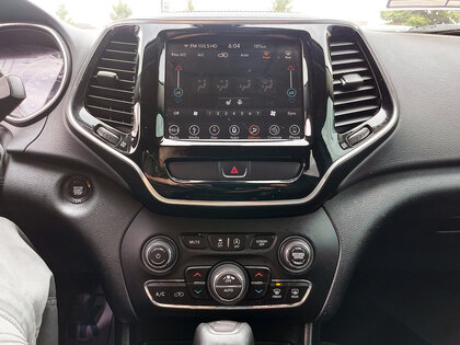 used 2019 Jeep Cherokee car