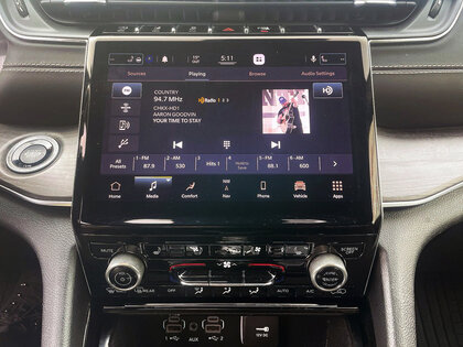 used 2021 Jeep Grand Cherokee car