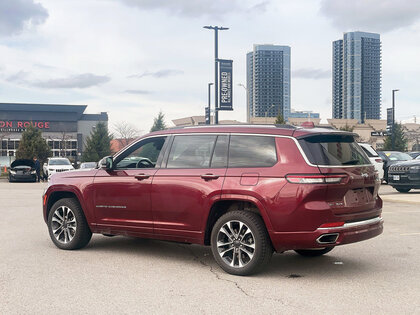 used 2021 Jeep Grand Cherokee car