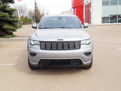 used 2019 Jeep Grand Cherokee car, priced at $39,900