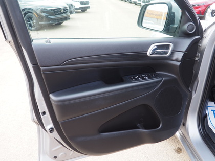 used 2019 Jeep Grand Cherokee car, priced at $39,900