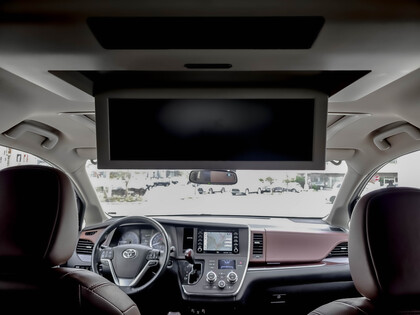 used 2018 Toyota Sienna car, priced at $43,995