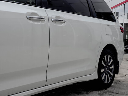 used 2018 Toyota Sienna car, priced at $43,995