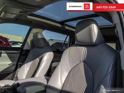 used 2023 Toyota Highlander car, priced at $62,995